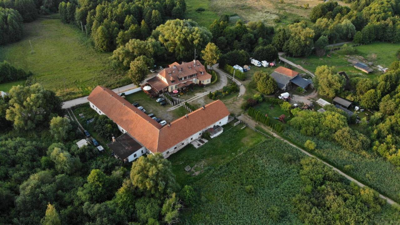 Folwark Luknajno Nad Jeziorem Sniardwy Gospoda Dziedzictwo Kulinarne Warmia-Mazury Mikołajki Eksteriør bilde