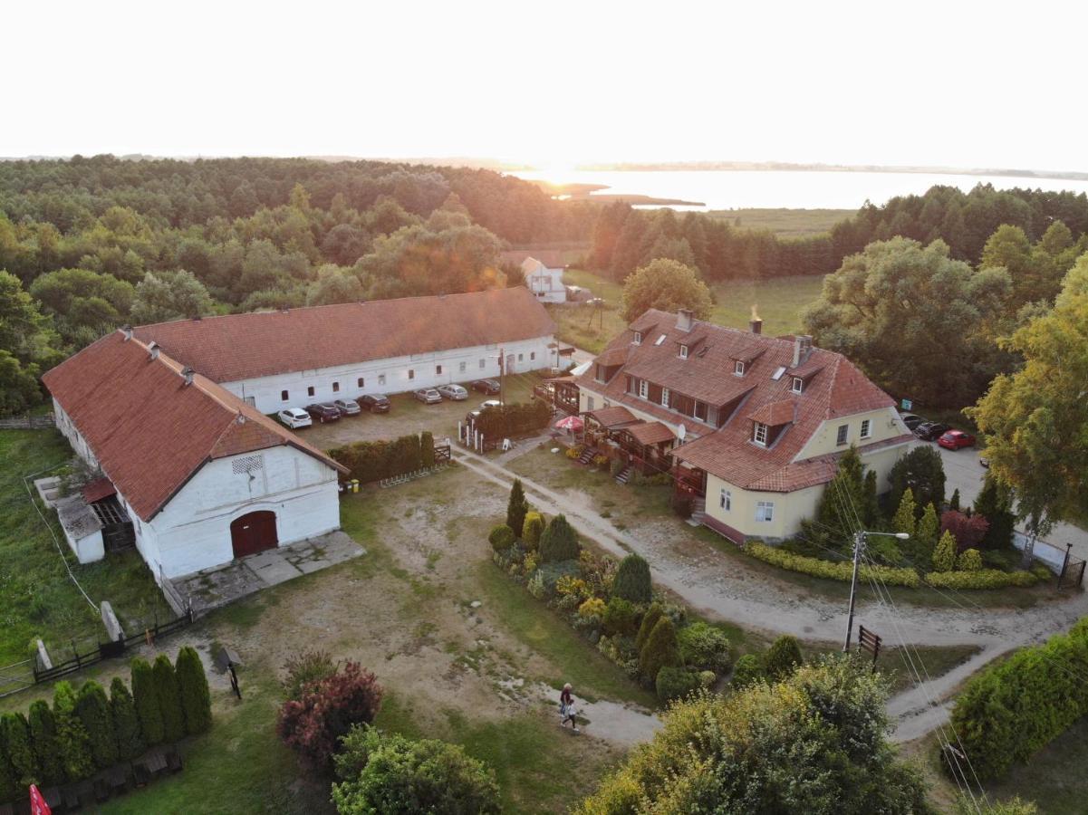 Folwark Luknajno Nad Jeziorem Sniardwy Gospoda Dziedzictwo Kulinarne Warmia-Mazury Mikołajki Eksteriør bilde