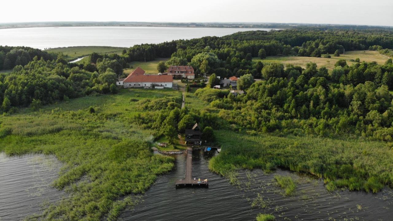 Folwark Luknajno Nad Jeziorem Sniardwy Gospoda Dziedzictwo Kulinarne Warmia-Mazury Mikołajki Eksteriør bilde